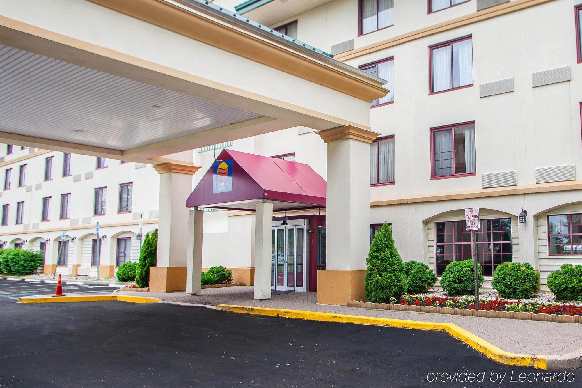 Quality Inn Near Princeton Lawrence Exterior photo